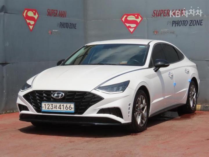 Hyundai Sonata DN8 2.0 Sensuous Modern