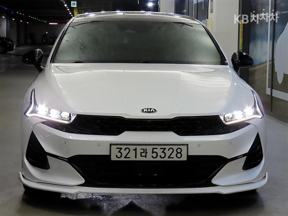 2021 - kia k5