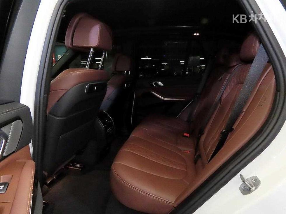 BMW X5 — miniaturë 7