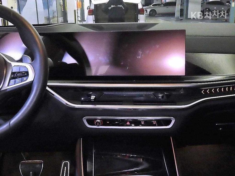 BMW X5 — miniaturë 11