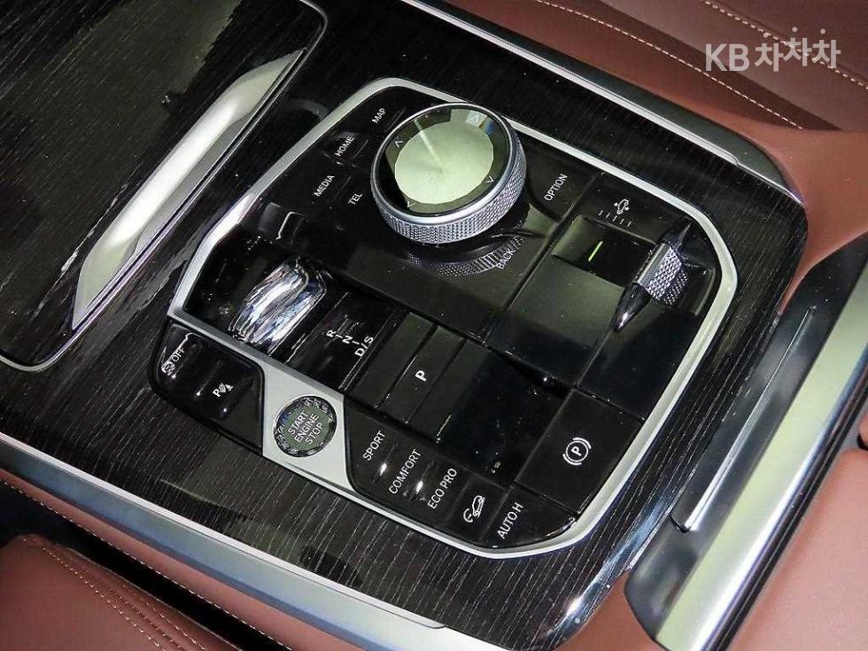 BMW X5 — miniaturë 12