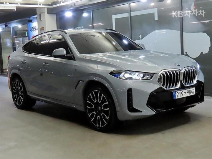 BMW X6 xDrive 40i — foto 1