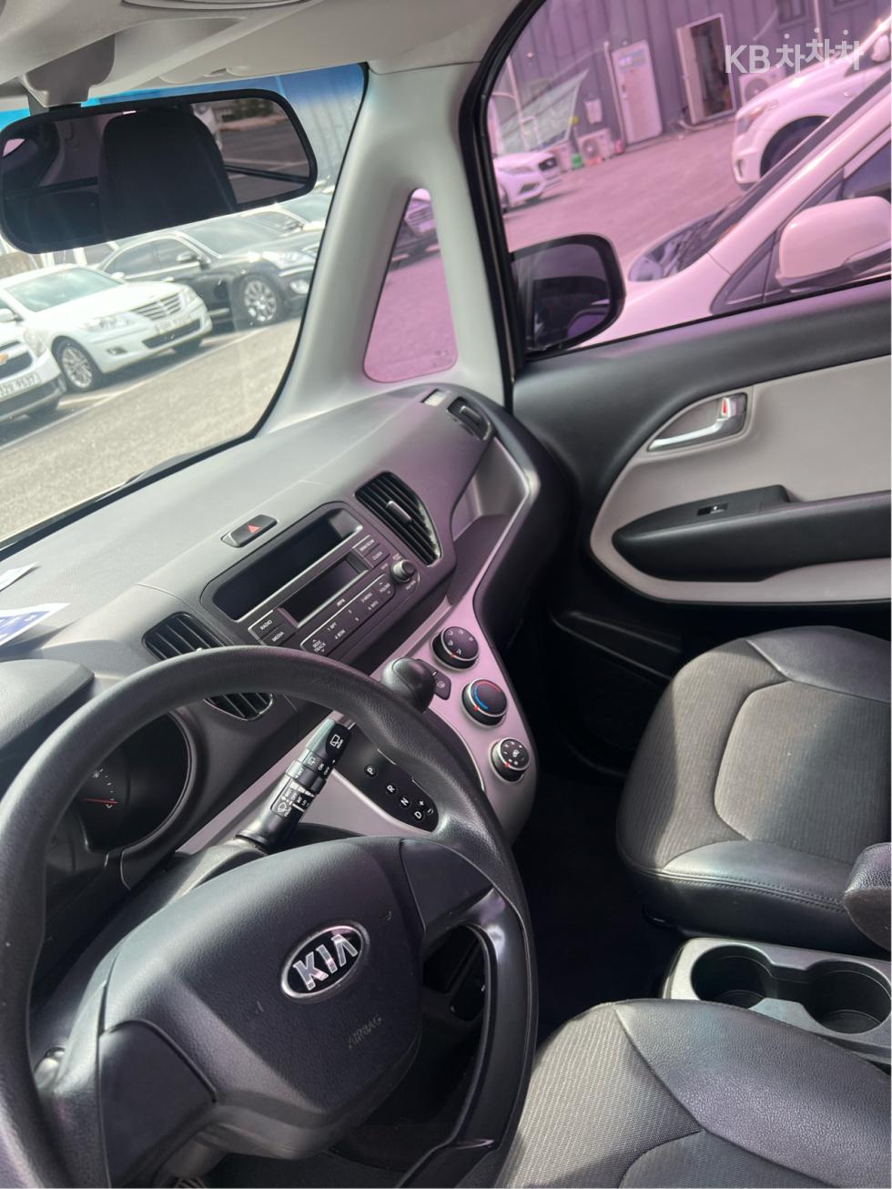 2016 - kia ray-ban