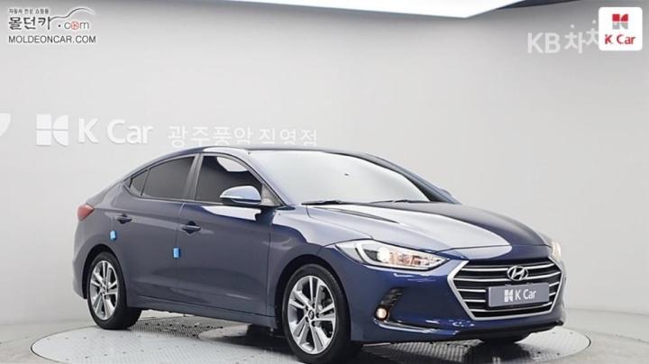 Hyundai Avante AD 1.6 GDi Value Plus 4