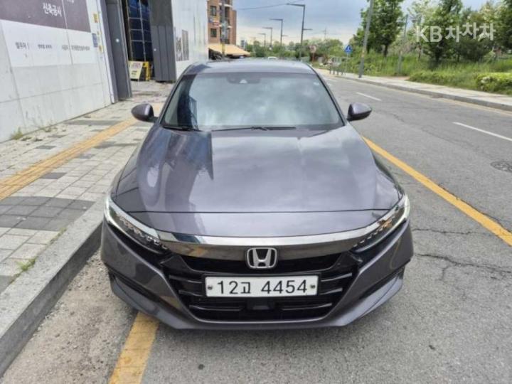 Honda Accord 2.0 Turbo 2