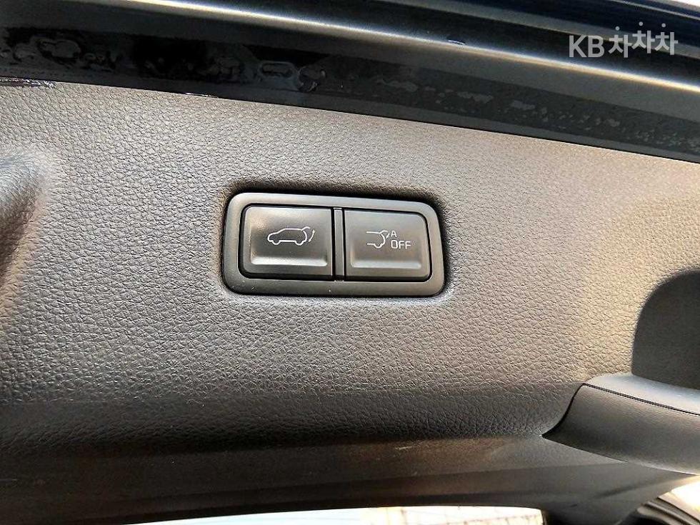 2022 - kia carnival