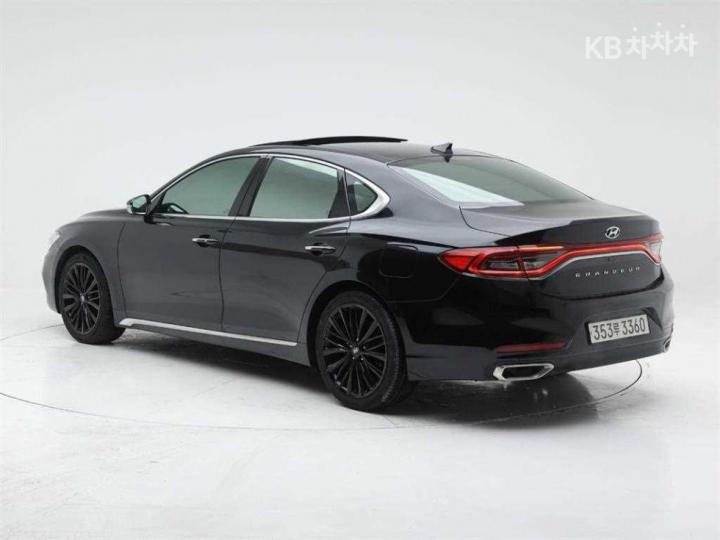 Hyundai Grandeur IG 3.0 Exclusive Special 5