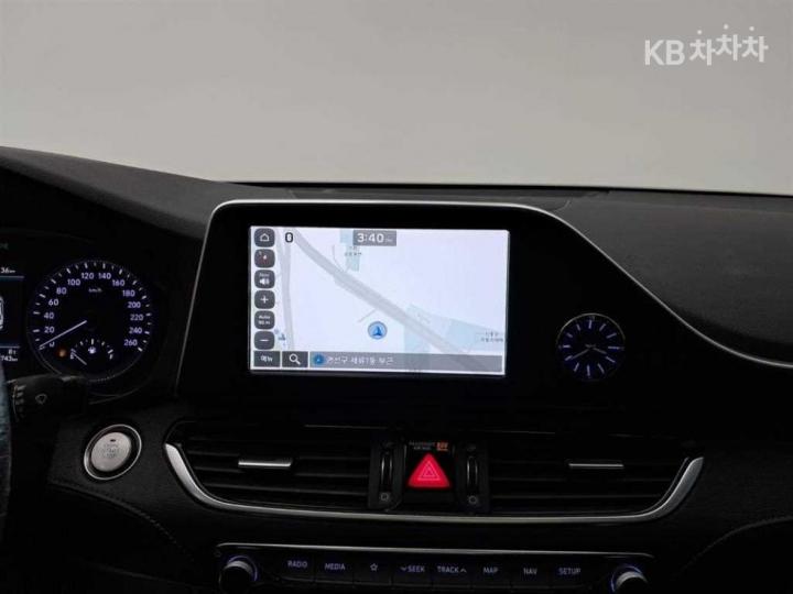 Hyundai Grandeur IG 3.0 Exclusive Special 10