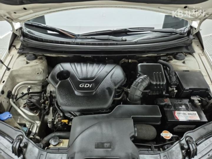 Kia Forte 1.6 GDI Luxury 6