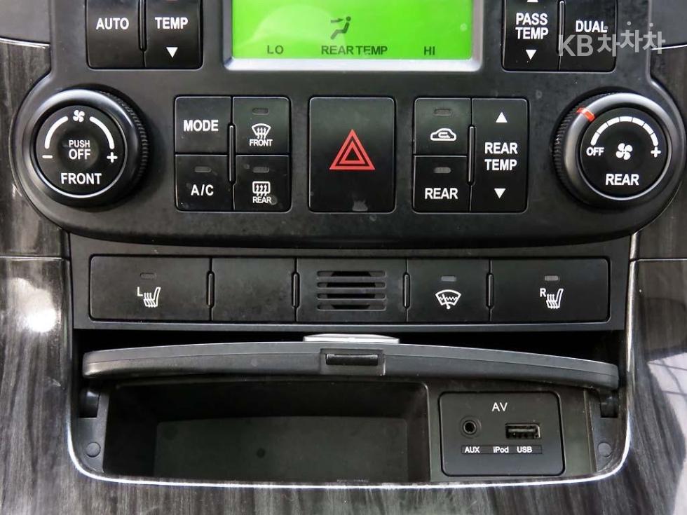 2010 - kia carnival