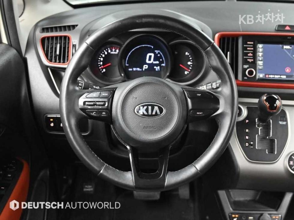 2018 - kia ray