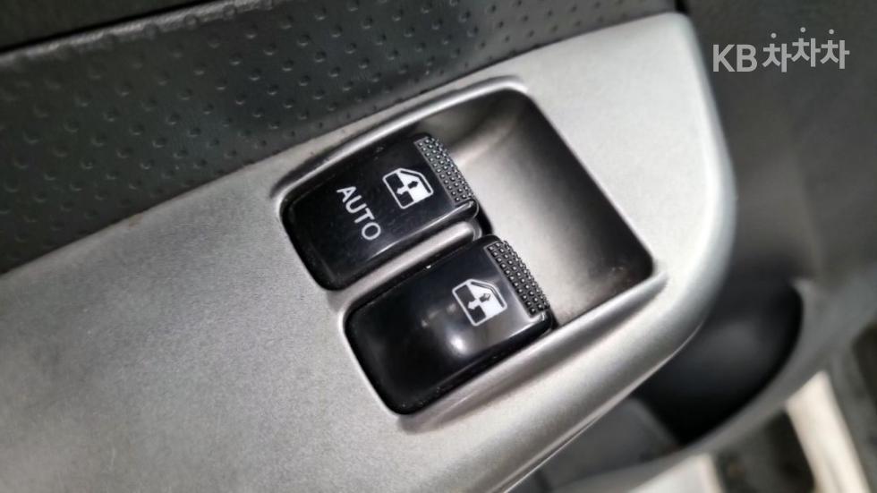 2016 - kia bongo iii