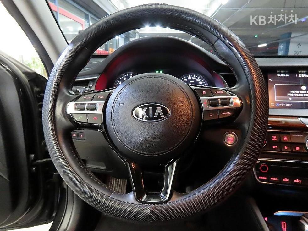 2016 - kia k7