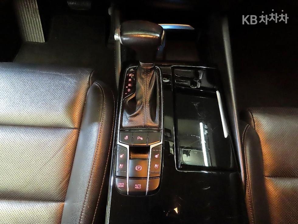 2016 - kia k7