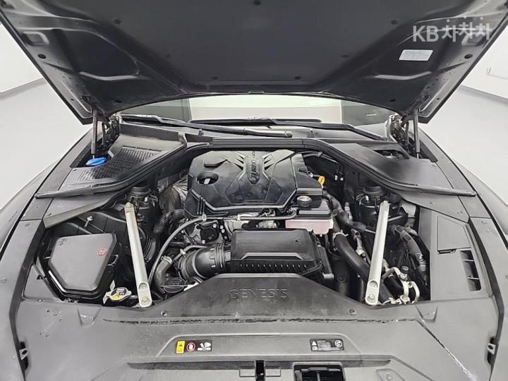 Genesis G80 RG3 2.5 T-GDi AWD 6