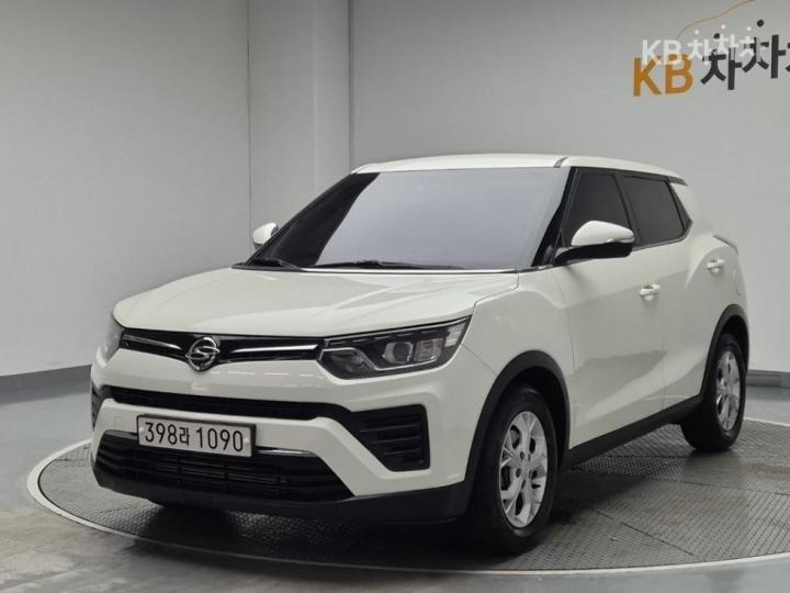 KG Mobility (Ssangyong) Tivoli Gasoline V1 2WD Base Type