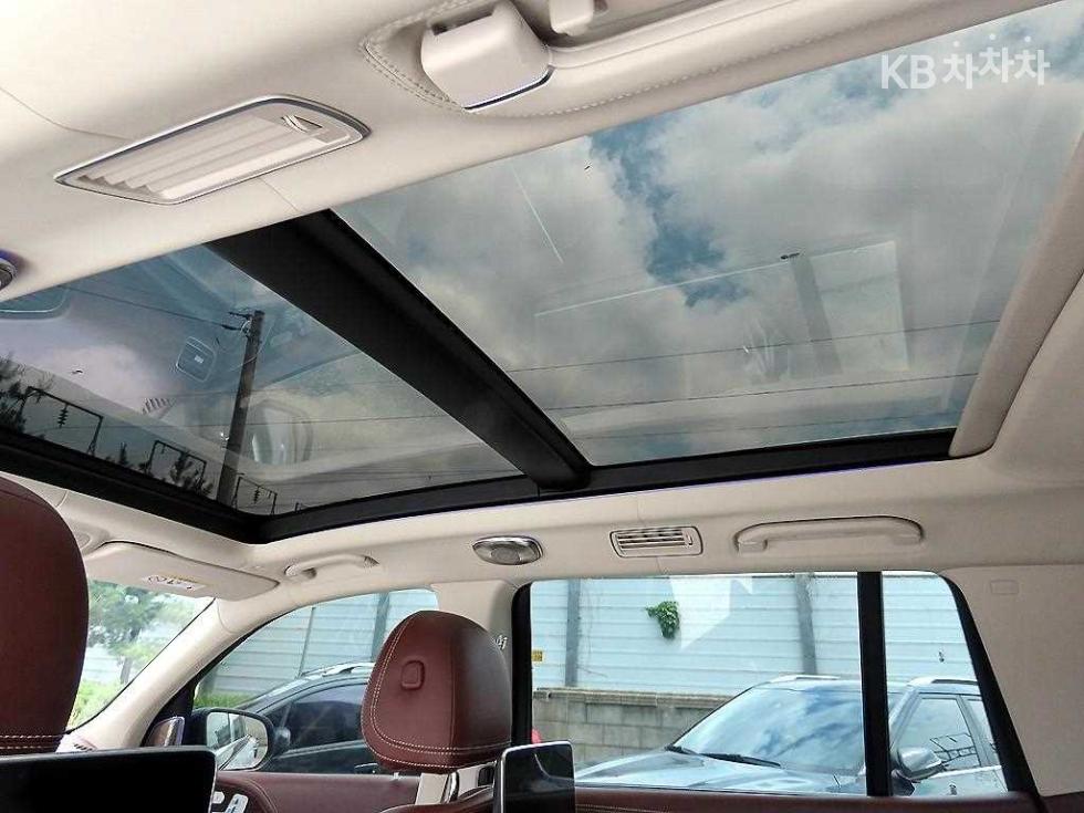 Mercedes-Benz GLS-klasse — miniaturë 13