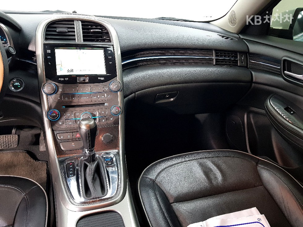 Chevrolet Malibu — miniaturë 10