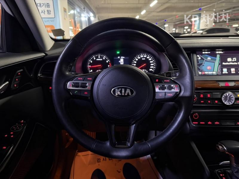 2016 - kia k7