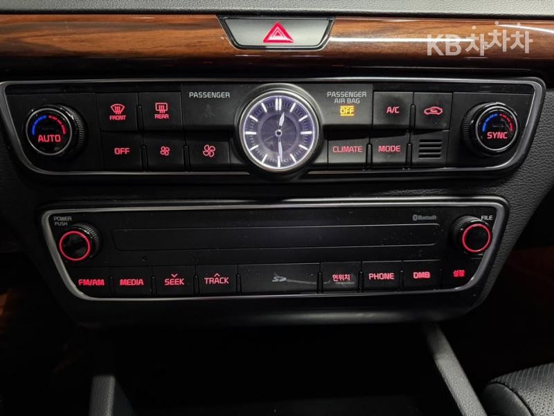 2016 - kia k7