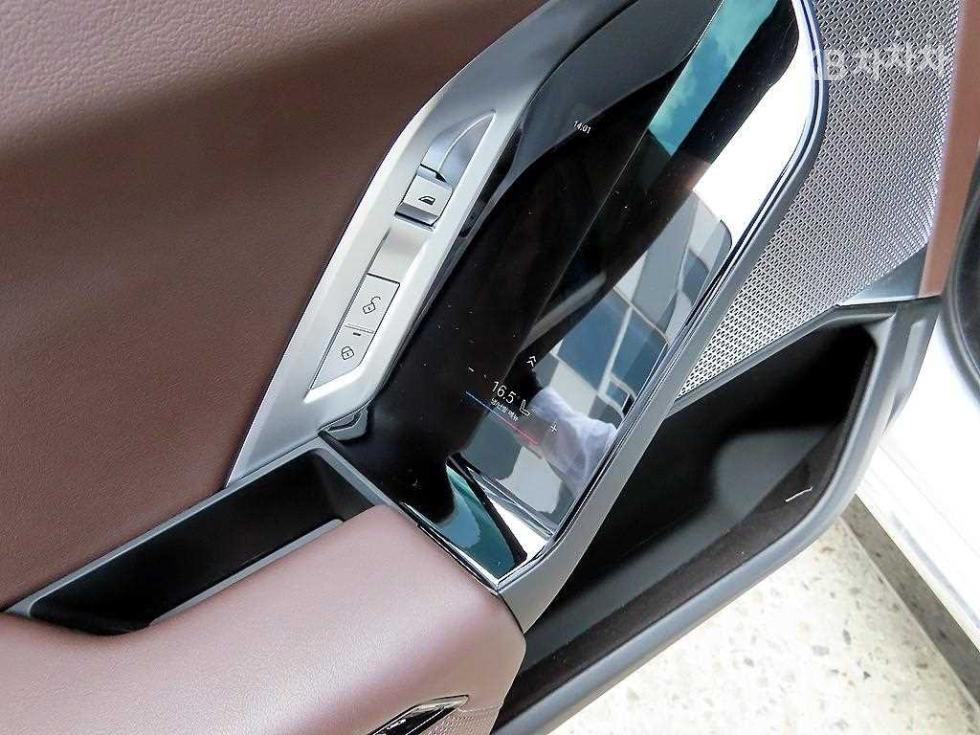 BMW 7er — miniaturë 14