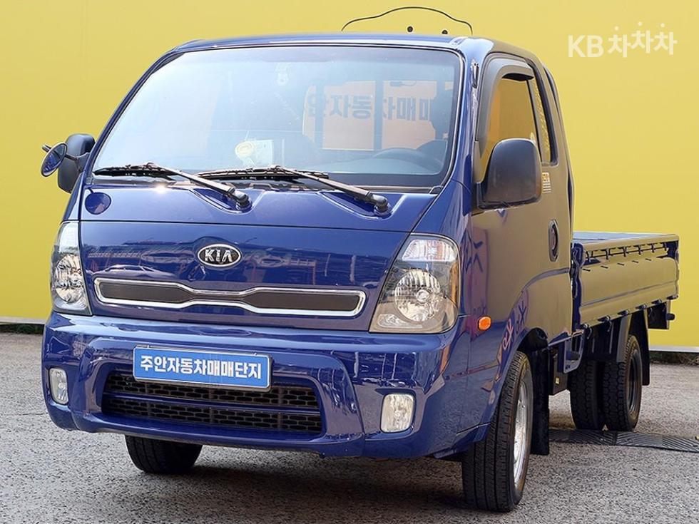 2013 - kia bongo iii