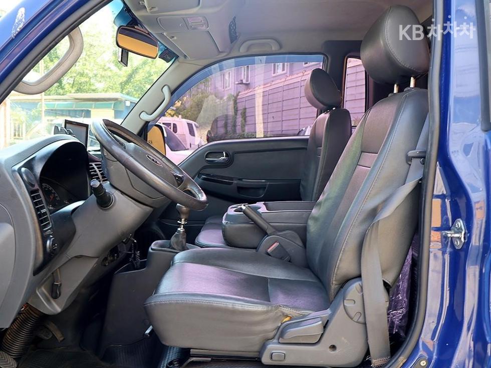 2013 - kia bongo iii