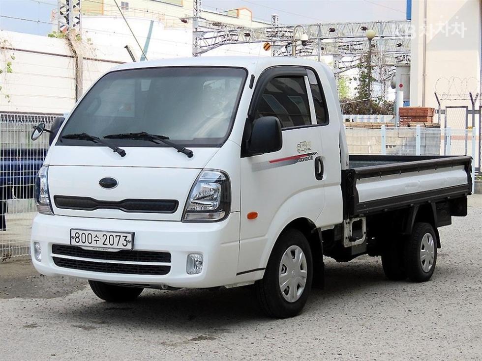 2021 - kia bongo iii