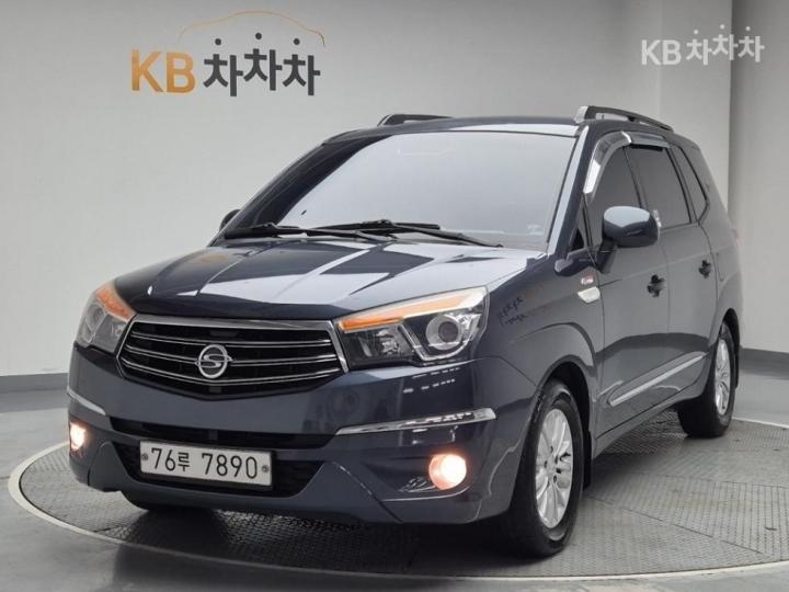 KG Mobility (Ssangyong) Korando Turismo 4WD LT