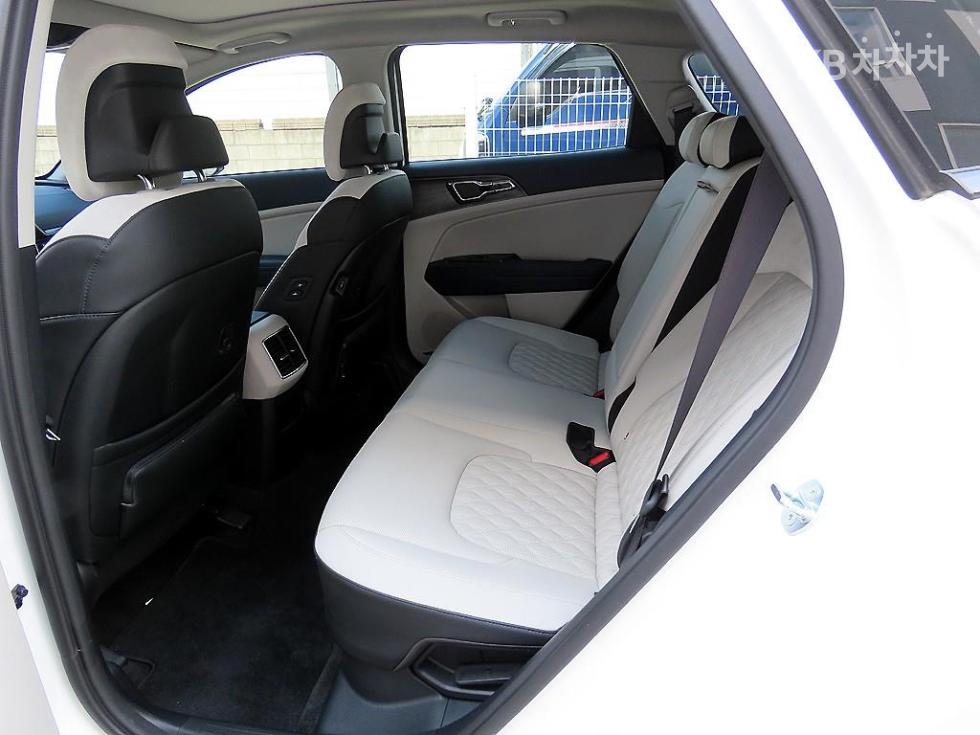 2024 - kia sportage