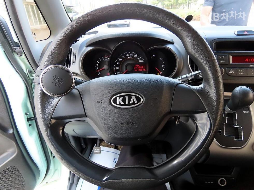 2012 - kia ray