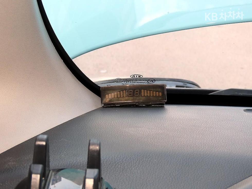 2012 - kia ray