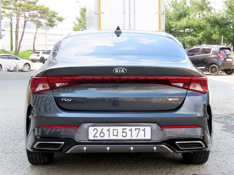 2021 - kia k5