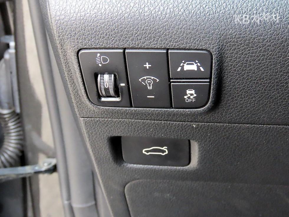 2021 - kia k5
