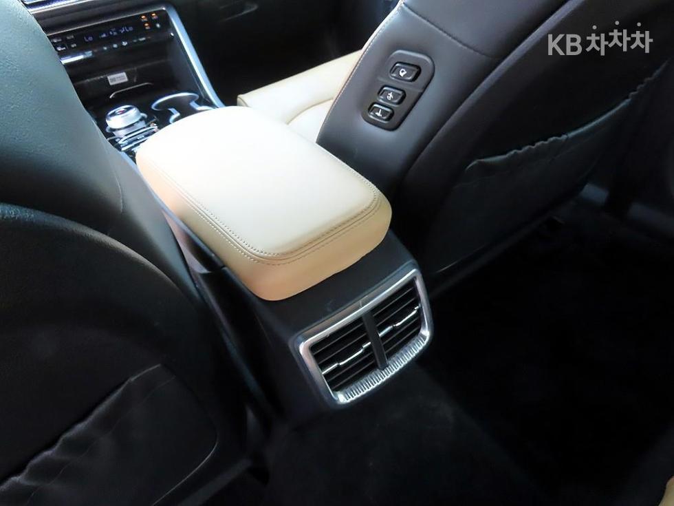 2021 - kia k5