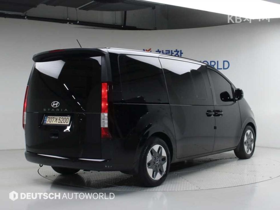 Hyundai Staria — miniaturë 2