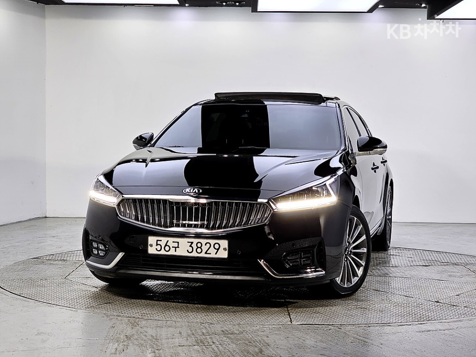 2018 - kia k7