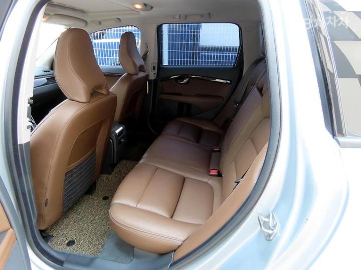 Volvo XC70 D5 Diesel 7