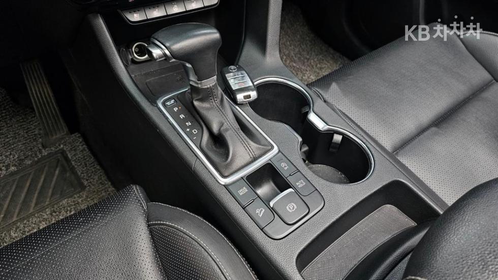 2016 - kia sportage
