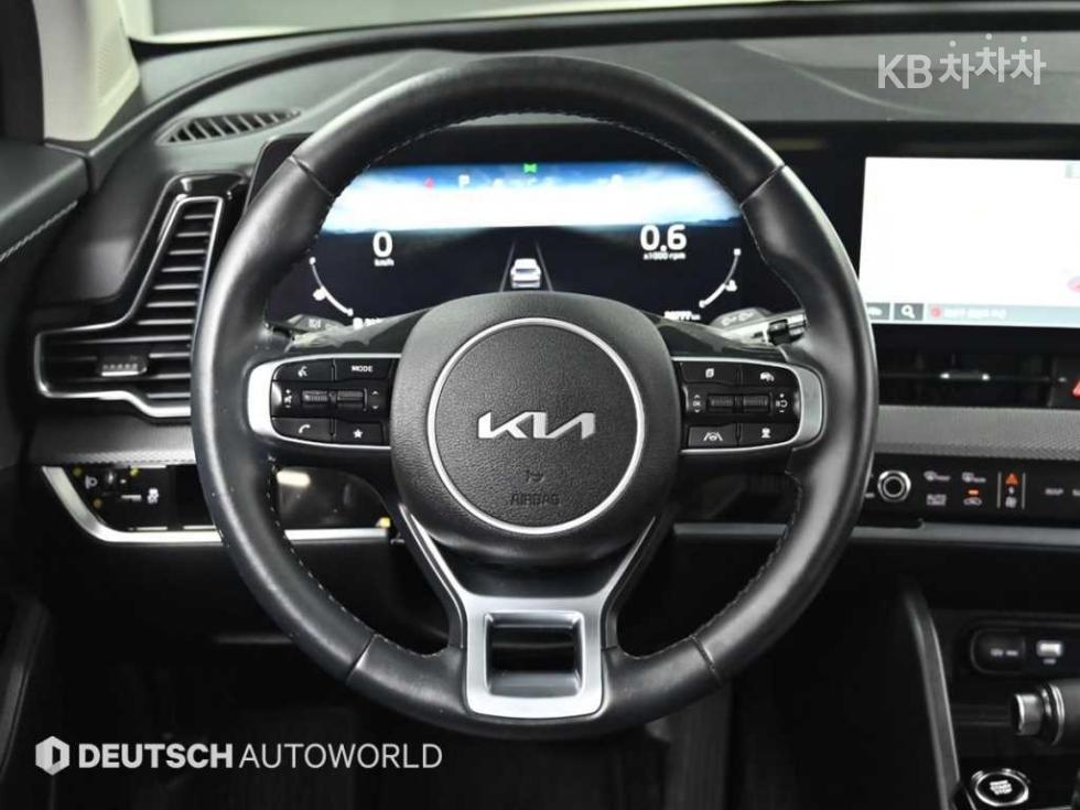 2022 - kia sportage