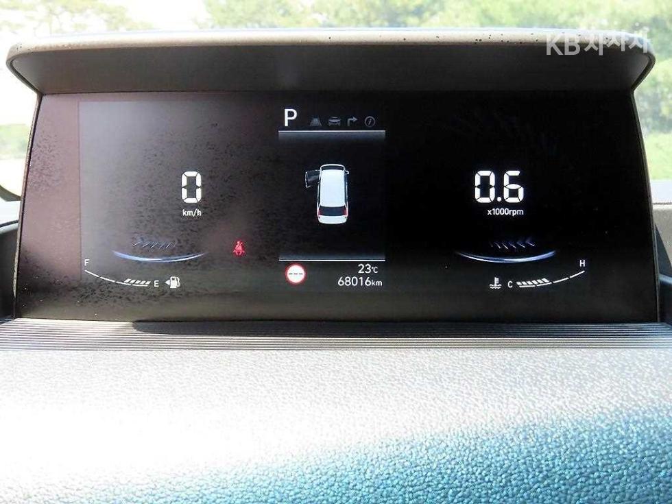 Hyundai Staria — miniaturë 9