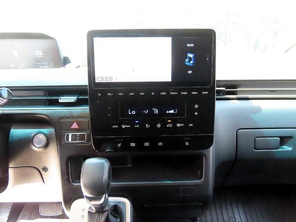 Hyundai Staria — miniaturë 13