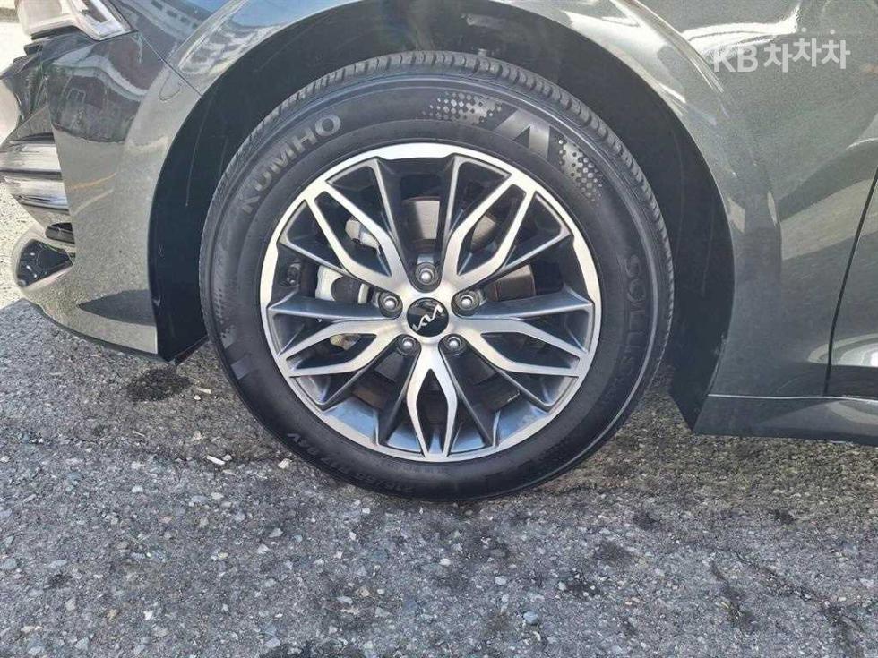 2023 - kia k5