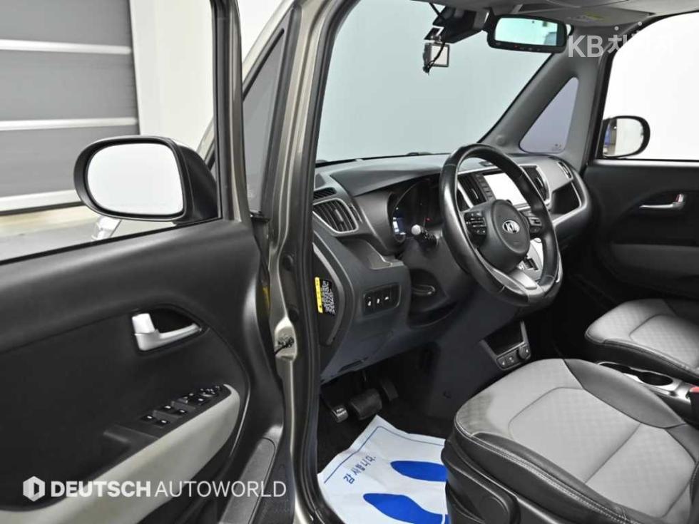 2021 - kia ray