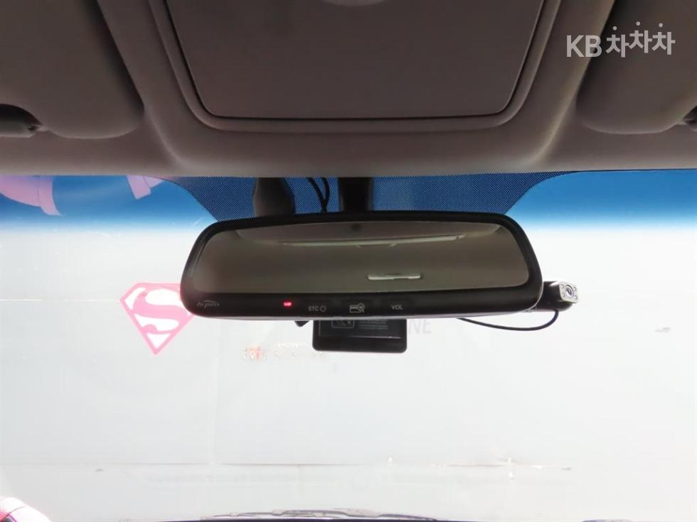 Hyundai Avante — miniaturë 18