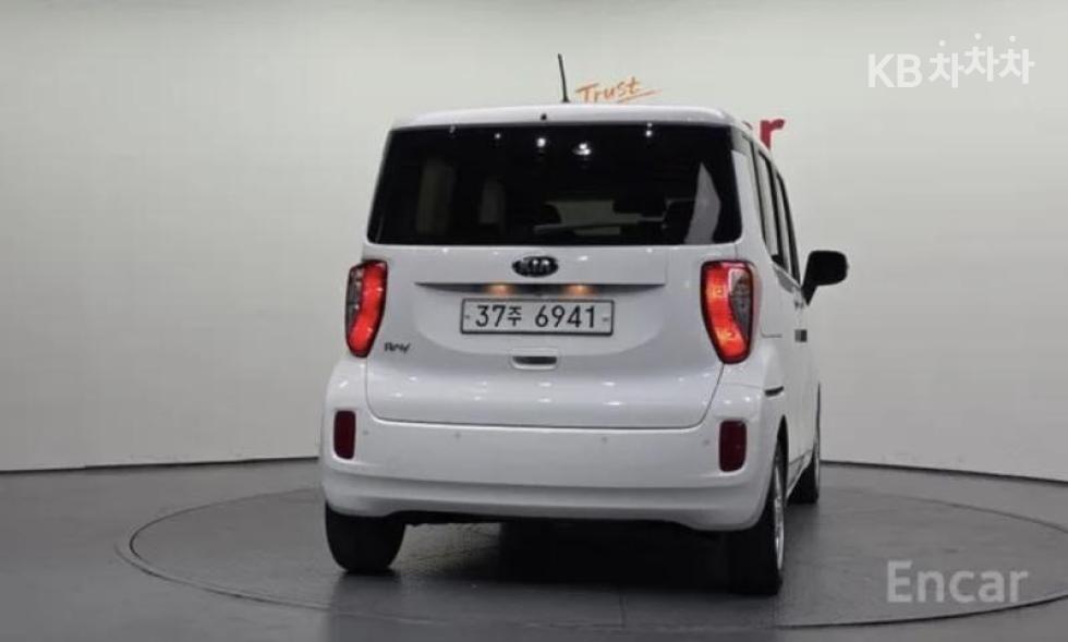 2017 - kia ray