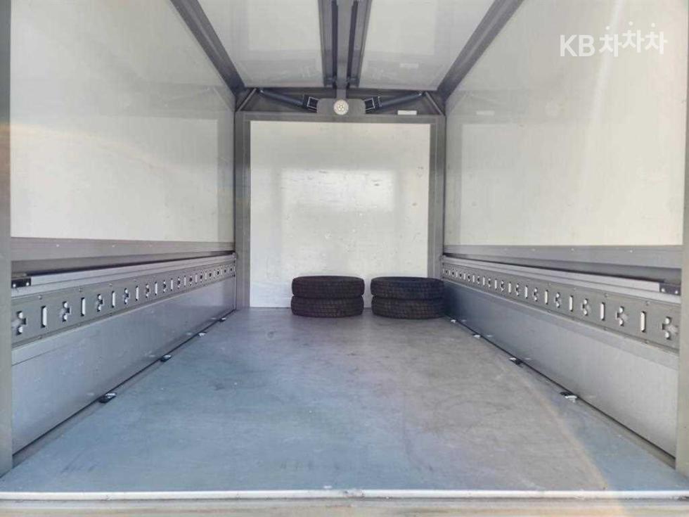 2024 - kia bongo iii