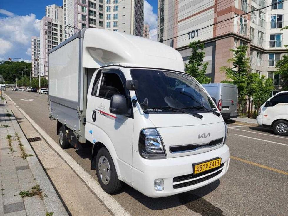 2024 - kia bongo iii