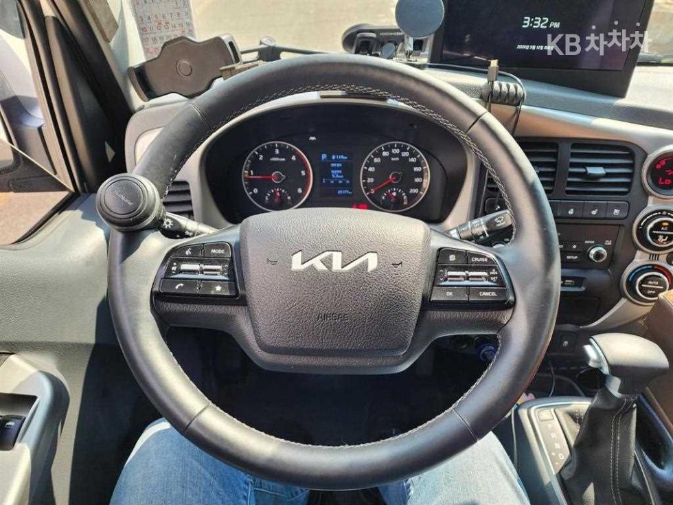 2024 - kia bongo iii