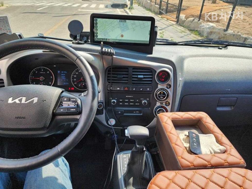 2024 - kia bongo iii